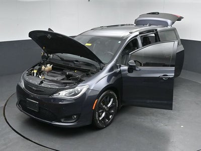 2019 Chrysler Pacifica Touring L Plus