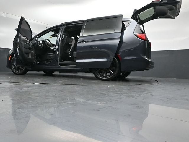 2019 Chrysler Pacifica Touring L Plus