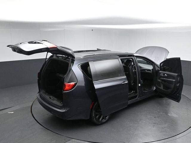 2019 Chrysler Pacifica Touring L Plus