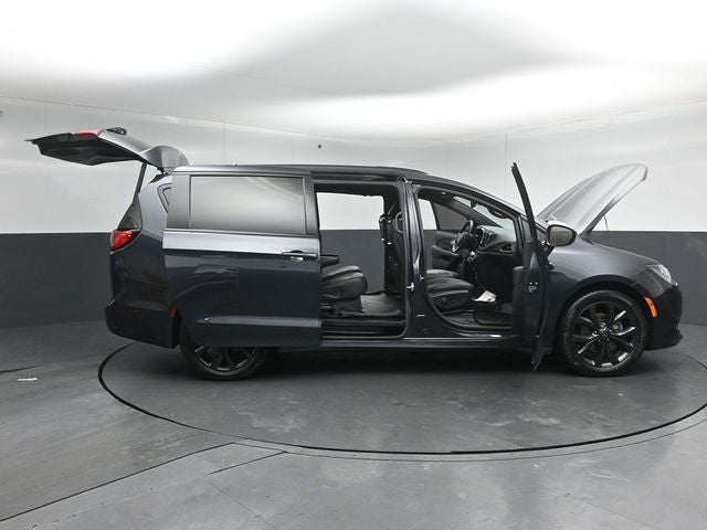 2019 Chrysler Pacifica Touring L Plus