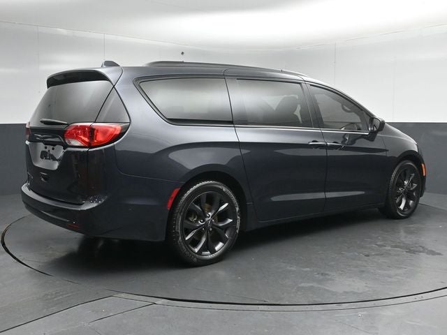 2019 Chrysler Pacifica Touring L Plus