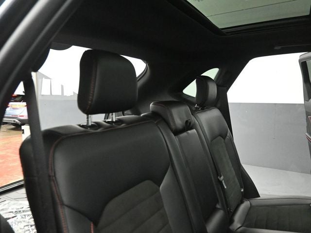 2024 Ford Edge ST Line