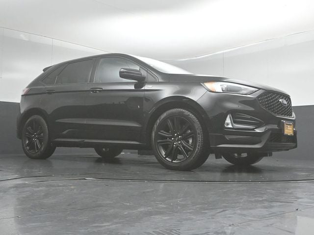 2021 Ford Edge ST Line