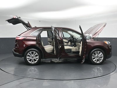 2023 Ford Edge Titanium