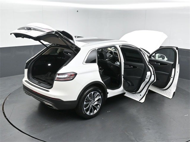 2023 Lincoln Nautilus Reserve Luxury