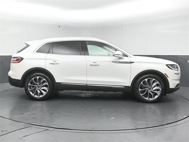 2023 Lincoln Nautilus Reserve Luxury