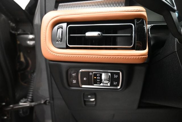 2022 Lincoln Nautilus Black Label