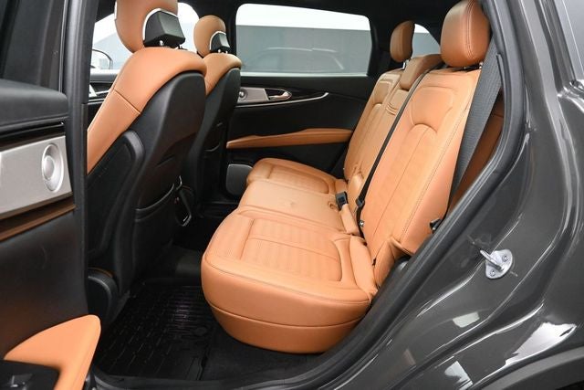 2022 Lincoln Nautilus Black Label