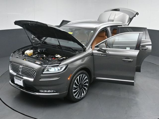 2022 Lincoln Nautilus Black Label