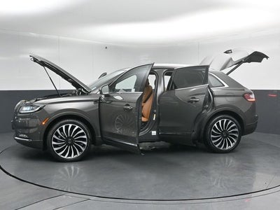 2022 Lincoln Nautilus Black Label
