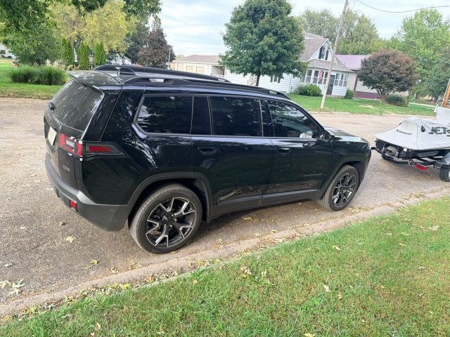 2026 Jeep Cherokee Overland