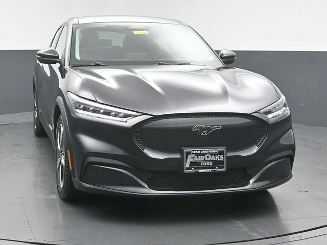 2022 Ford Mustang Mach-E Select
