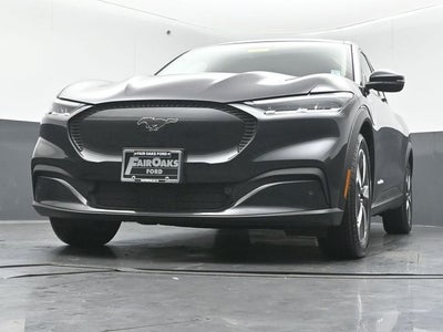 2022 Ford Mustang Mach-E Select