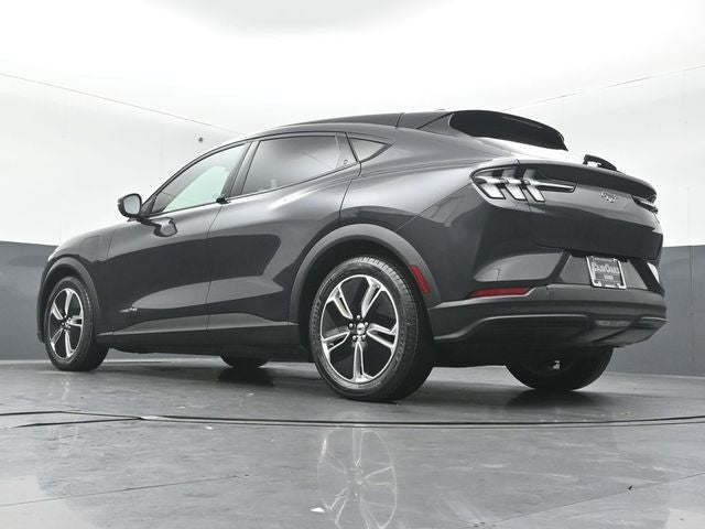 2022 Ford Mustang Mach-E Select