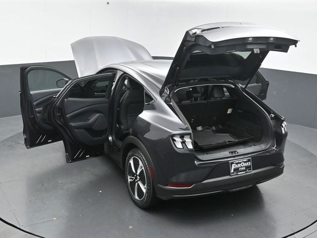 2022 Ford Mustang Mach-E Select