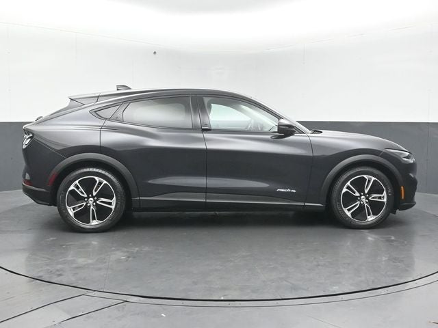 2022 Ford Mustang Mach-E Select
