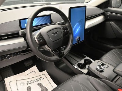 2022 Ford Mustang Mach-E Select
