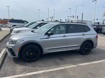 2022 Volkswagen Tiguan 2.0T SE R-Line Black