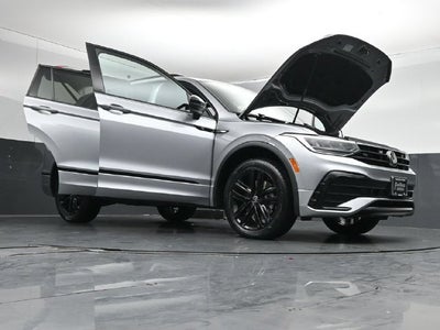 2022 Volkswagen Tiguan 2.0T SE R-Line Black