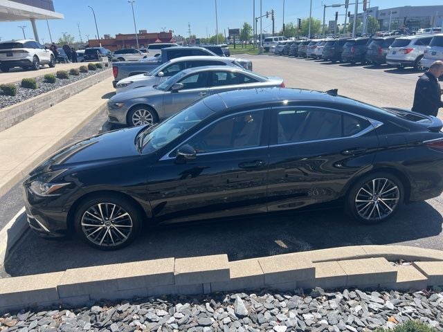 2023 Lexus ES 350 Luxury