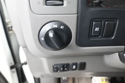 2016 Nissan NV Passenger SL