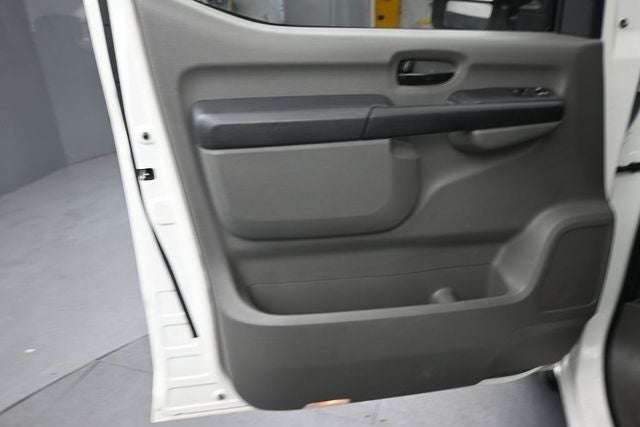 2016 Nissan NV Passenger SL