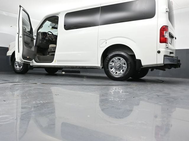 2016 Nissan NV Passenger SL