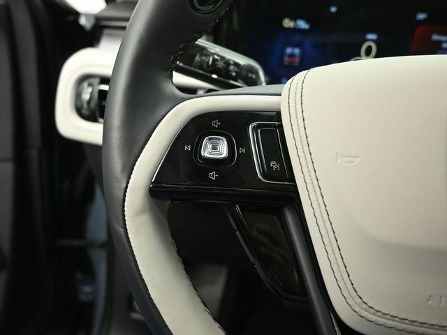 2025 LINCOLN AVIATOR - Image 17