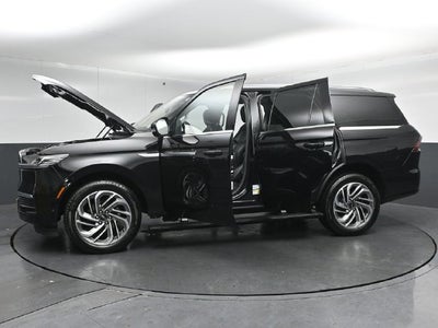 2025 Lincoln Navigator Reserve