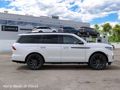 2027 Lincoln Navigator Reserve