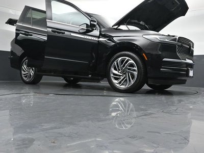 2025 Lincoln Navigator Reserve