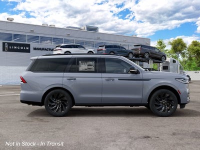 2027 Lincoln Navigator Reserve
