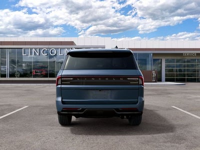 2027 Lincoln Navigator Reserve