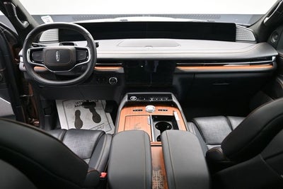 2025 Lincoln Navigator Black Label