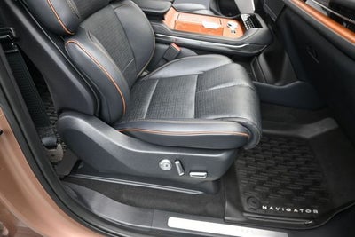 2025 Lincoln Navigator Black Label