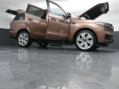 2025 Lincoln Navigator Black Label
