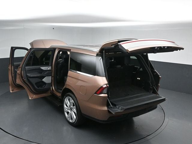 2025 Lincoln Navigator Black Label