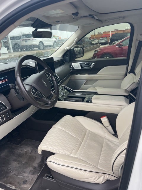 2022 LINCOLN NAVIGATOR - Image 2