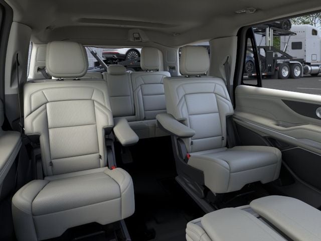 2026 Lincoln Navigator Premiere