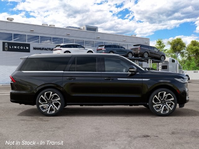 2027 Lincoln Navigator L Reserve