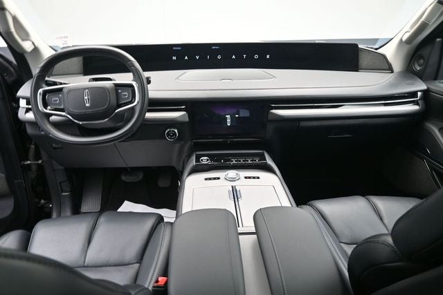 2025 Lincoln Navigator L Reserve