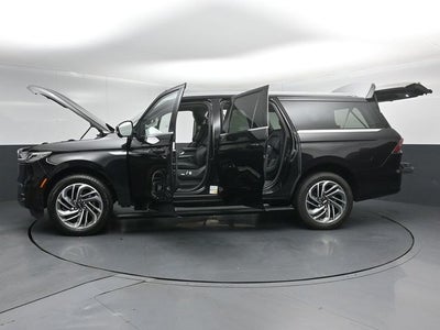 2025 Lincoln Navigator L Reserve