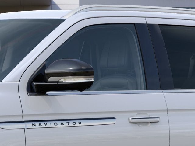 2027 Lincoln Navigator L Reserve