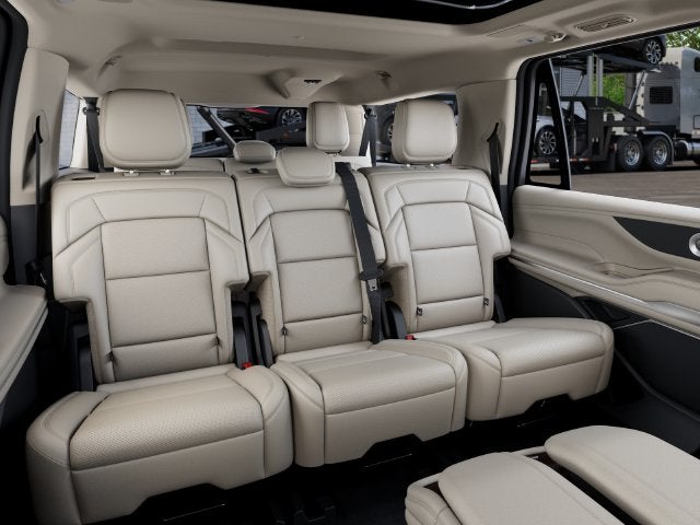 2027 Lincoln Navigator L Reserve