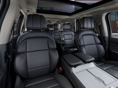 2027 Lincoln Navigator L Reserve