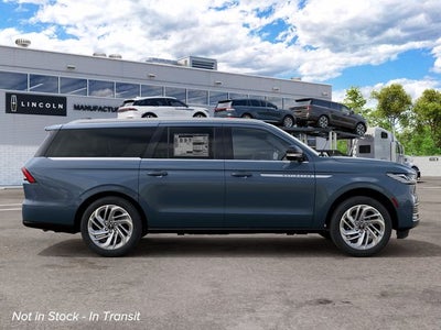 2027 Lincoln Navigator L Reserve