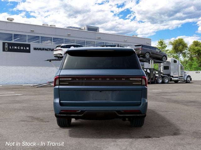 2027 Lincoln Navigator L Reserve
