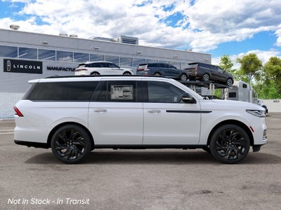 2027 Lincoln Navigator L Reserve