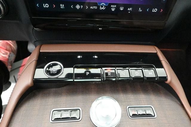 2025 Lincoln Navigator L Reserve