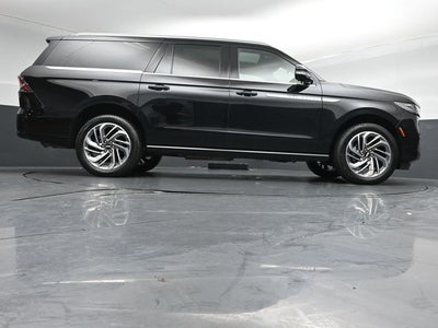 2025 Lincoln Navigator L Reserve
